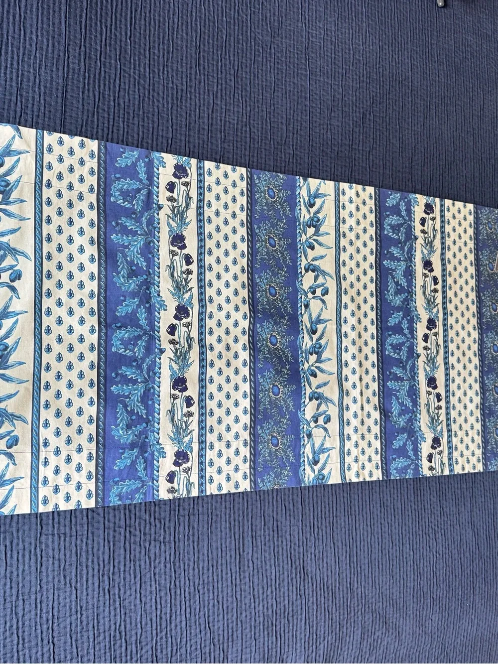 French Country Living Provence Table Runner Window Valance Blue Floral Olive